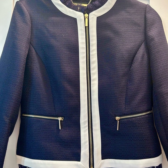 Ted Baker jacket with lace trim - beautiful navy color. Never worn, size 2 - Picture 4 of 6